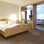 In Den Herrnwiesen מלון 3*