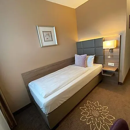 In Den Herrnwiesen 3* Wertheim