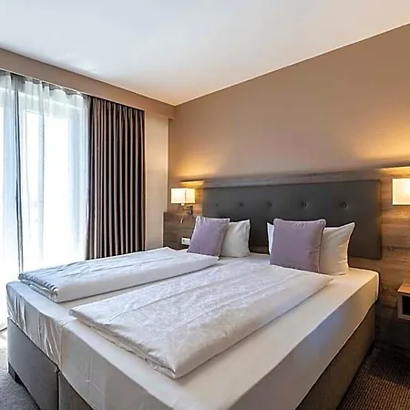 In Den Herrnwiesen 3*