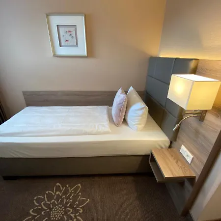 In Den Herrnwiesen Hotel