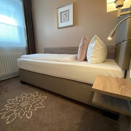 In Den Herrnwiesen Hotel 3*