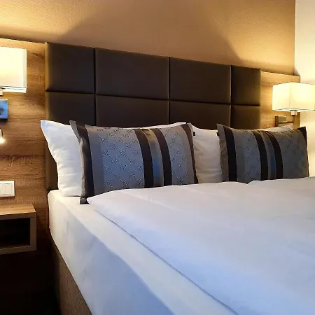 In Den Herrnwiesen 3*