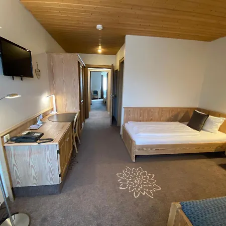 Hotel In Den Herrnwiesen 3*